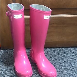pink mid Hunter rain boots
